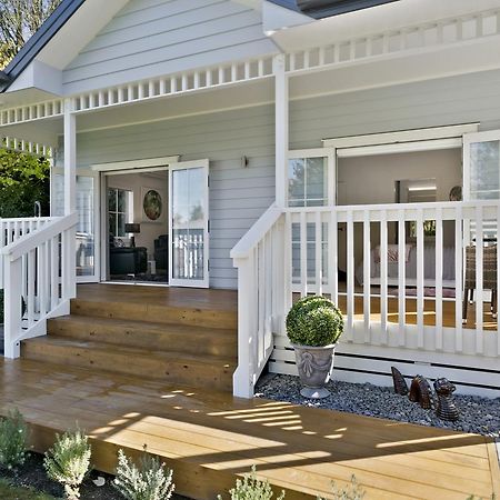 The Retreat Luxury Garden Villa Taupo Exterior photo